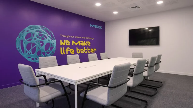 AMÉNAGEMENT DES NOUVEAUX BUREAUX DE LA SOCIÉTÉ MERCK GROUP ALGÉRIE